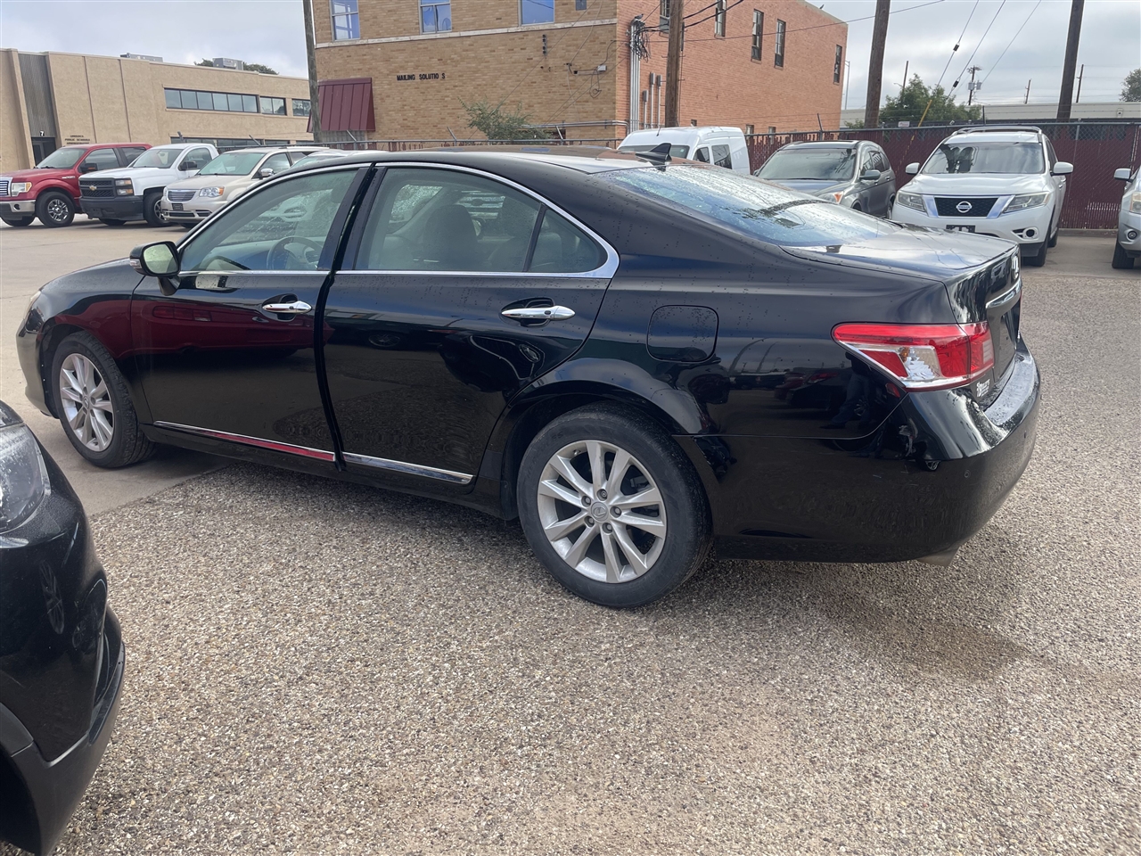 Lexus ES 350 4dr Sdn 2011 Lexus ES 350 4dr Sdn 2011