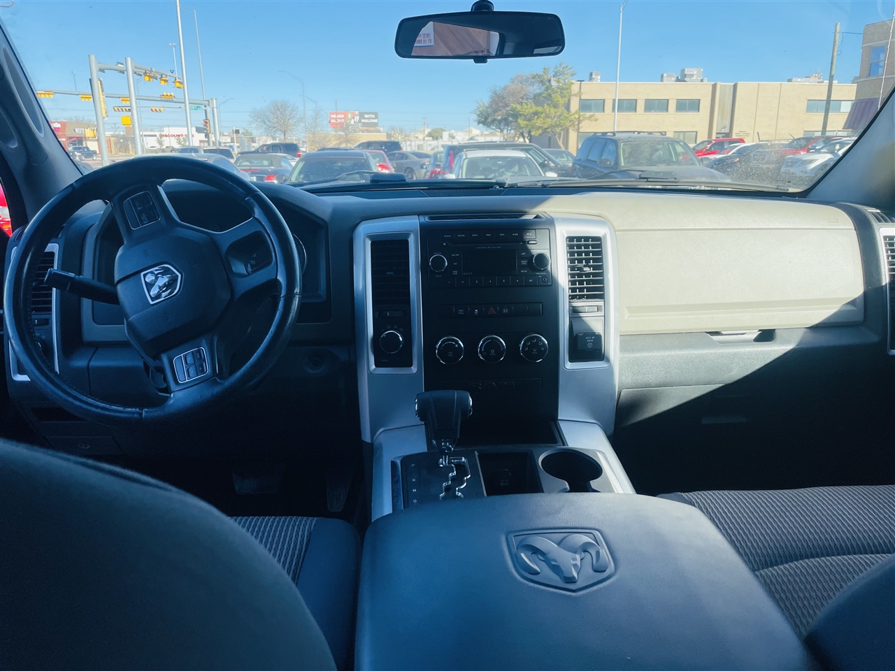 RAM 1500 4WD Crew Cab 140.5" Big Horn 2012