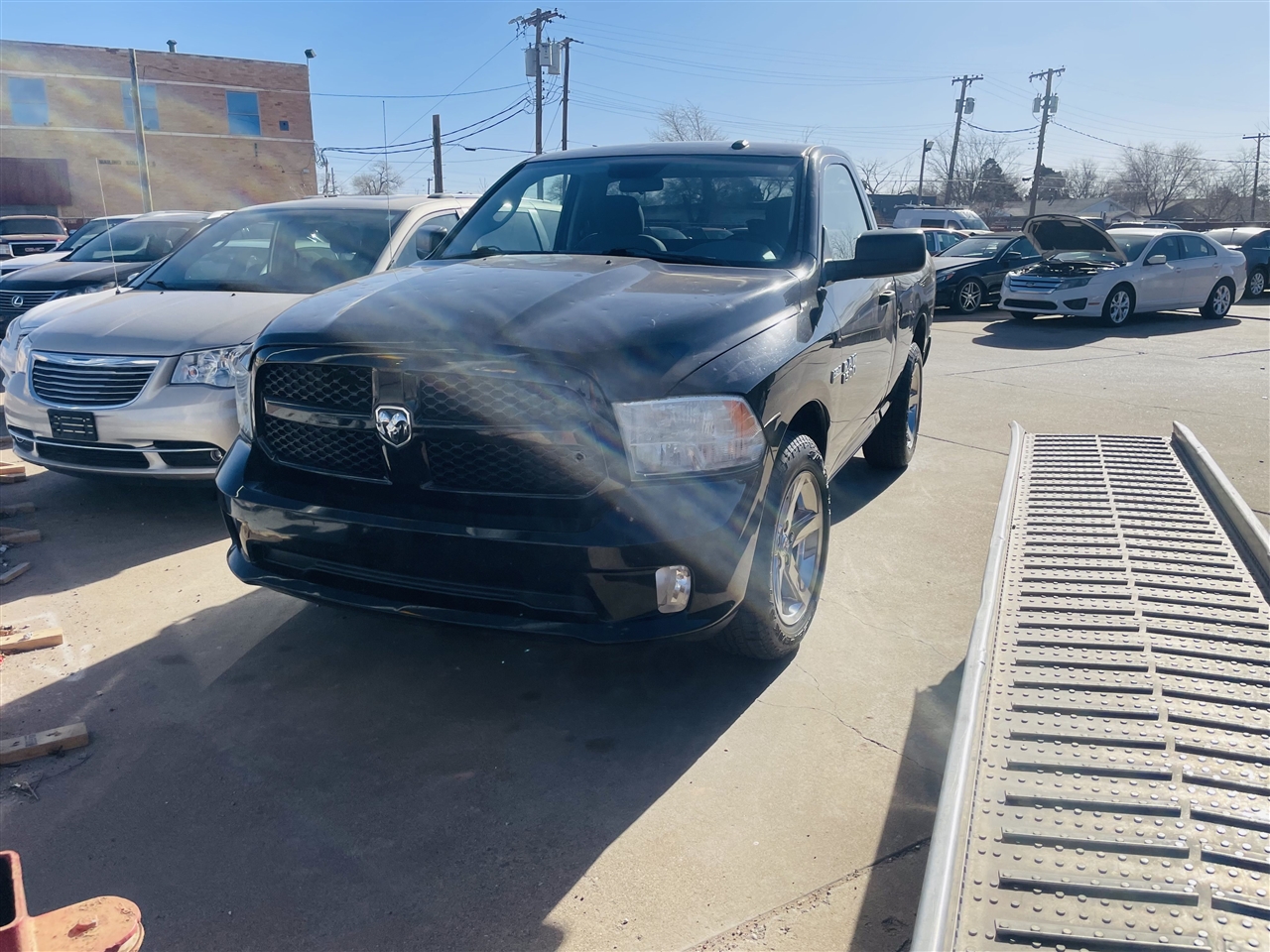 RAM 1500 2WD Reg Cab 120.5" Express 2015