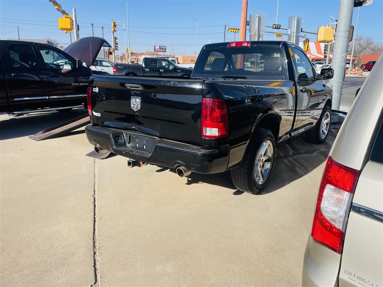 RAM 1500 2WD Reg Cab 120.5" Express 2015