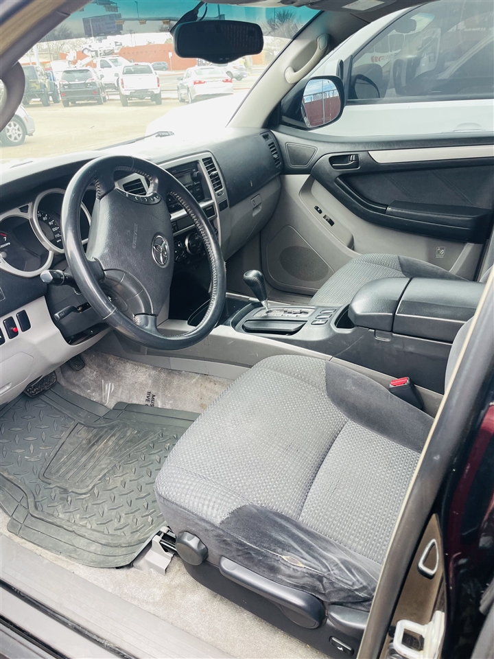 Toyota 4Runner 4dr SR5 V8 Auto 4WD (Natl) 2003