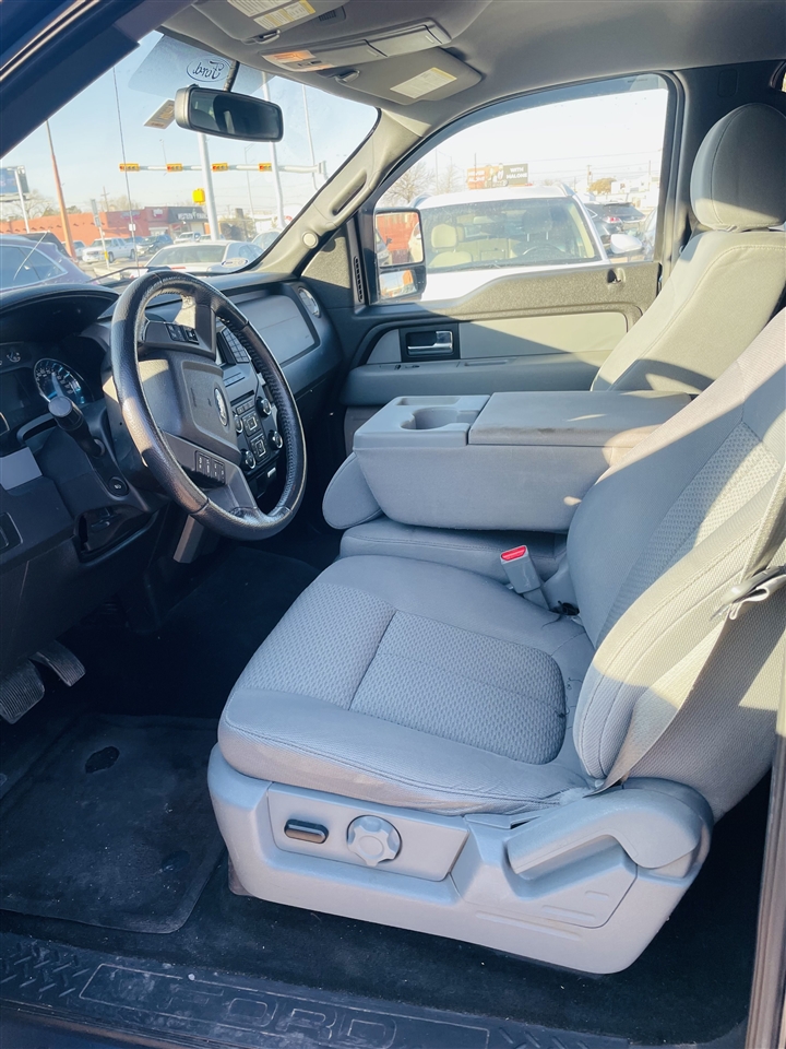 Ford F-150 2WD SuperCrew 145" King Ranch 2014