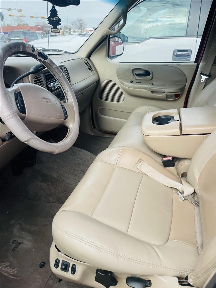 Ford F-150 SuperCrew 139" King Ranch 2002