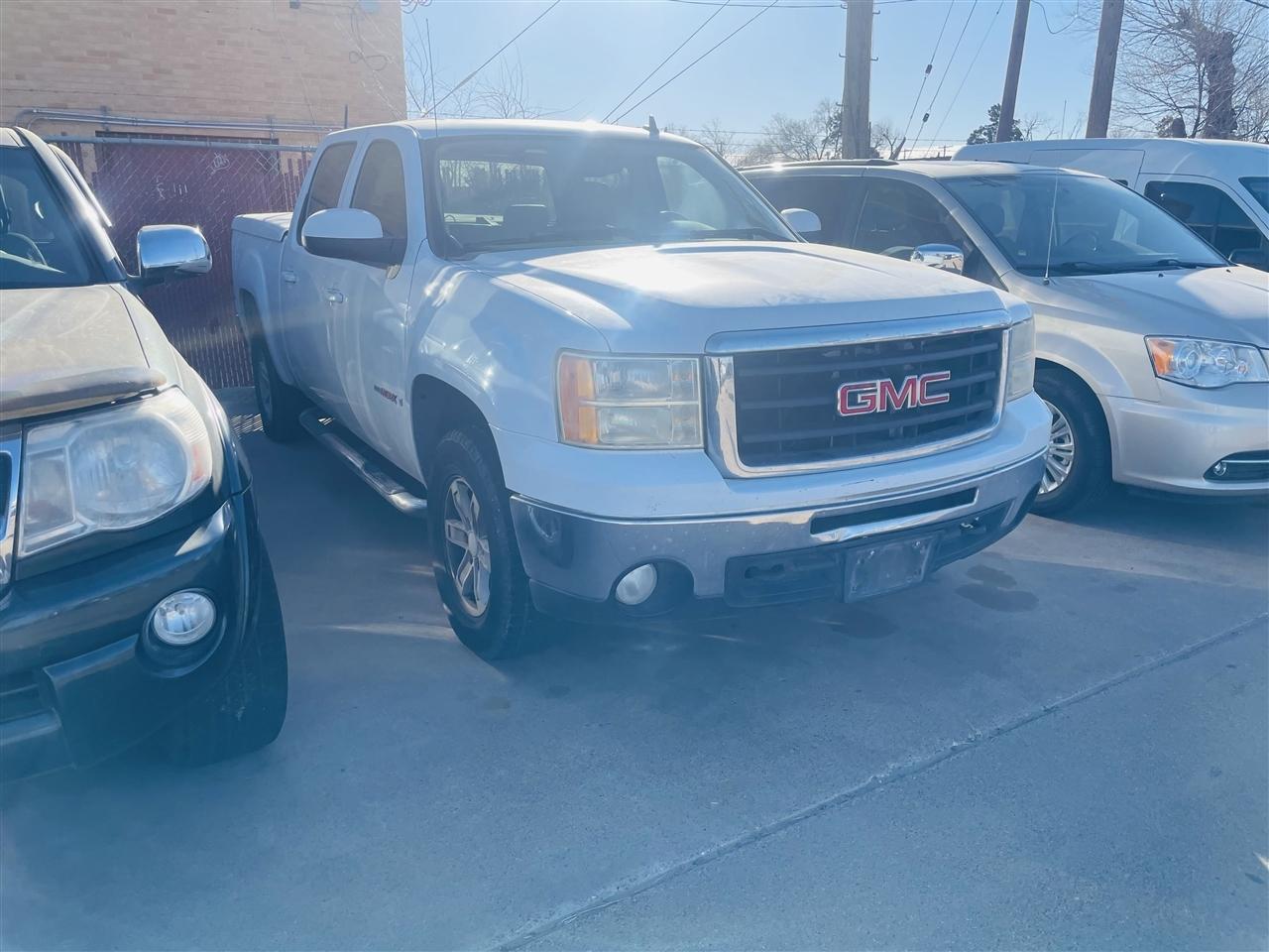 GMC Sierra 1500 2WD Crew Cab 143.5" SLT 2007