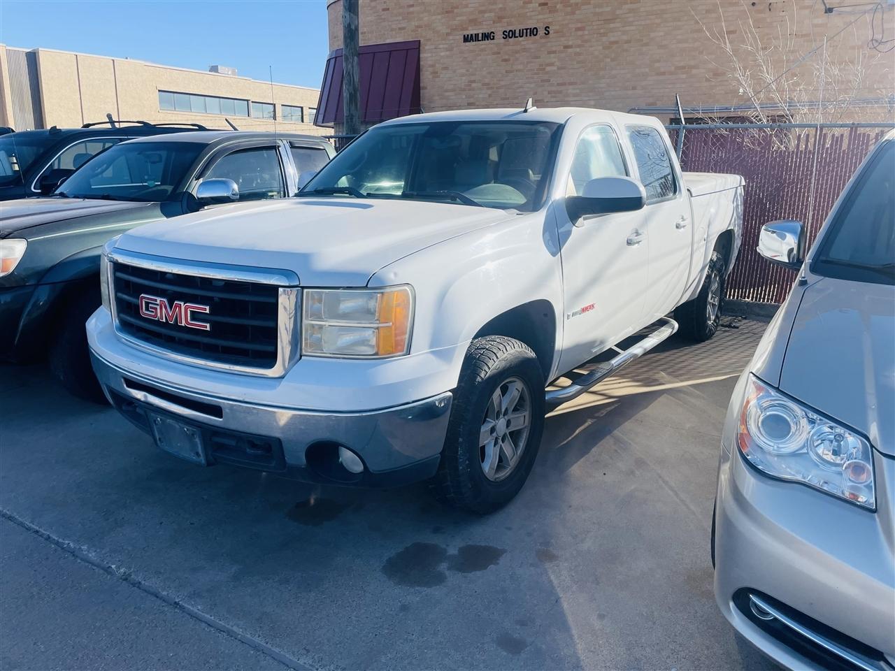 GMC Sierra 1500 2WD Crew Cab 143.5" SLT 2007