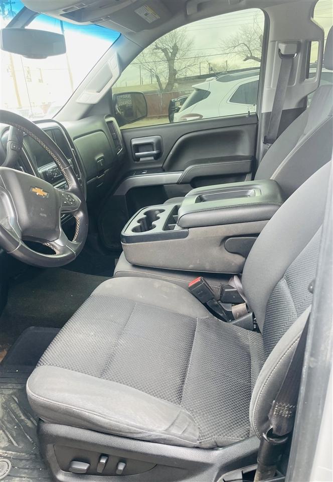 Chevrolet Silverado 1500 4WD Crew Cab 143.5" LT w/2LT 2017