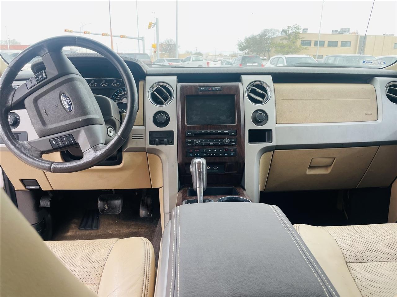 Ford F-150 4WD SuperCrew 145" Platinum 2012