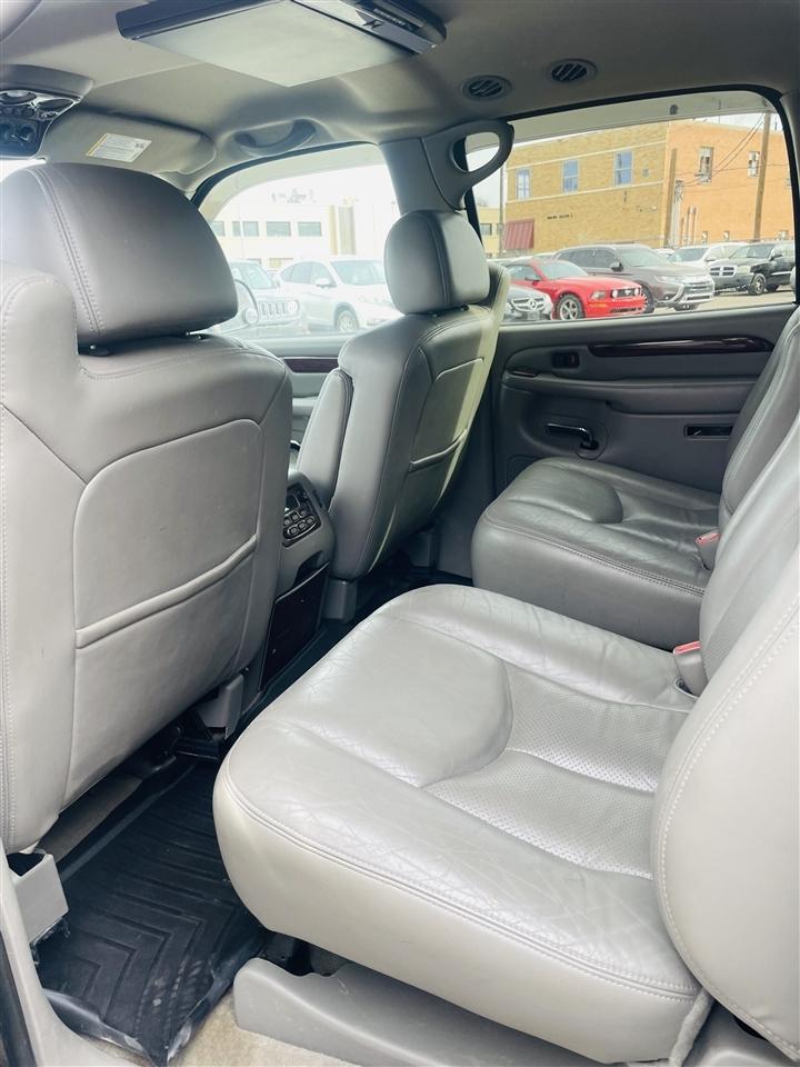 Cadillac Escalade ESV 4dr AWD 2006