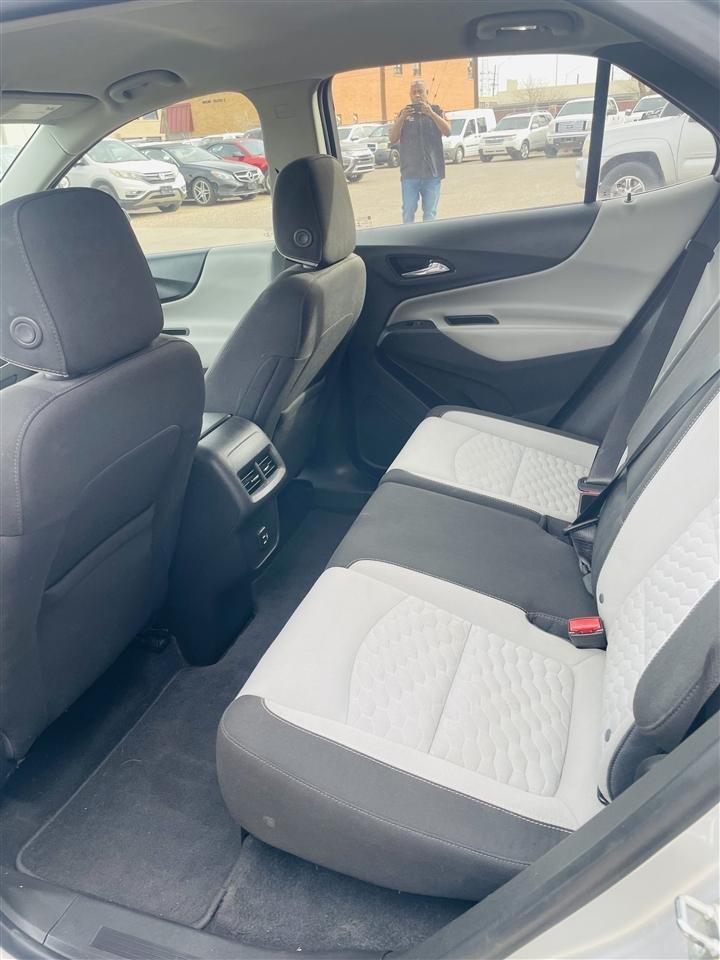 Chevrolet Equinox FWD 4dr LS w/1LS 2020