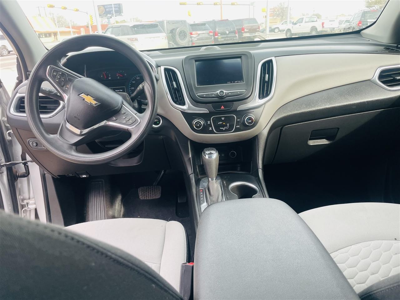 Chevrolet Equinox FWD 4dr LS w/1LS 2020