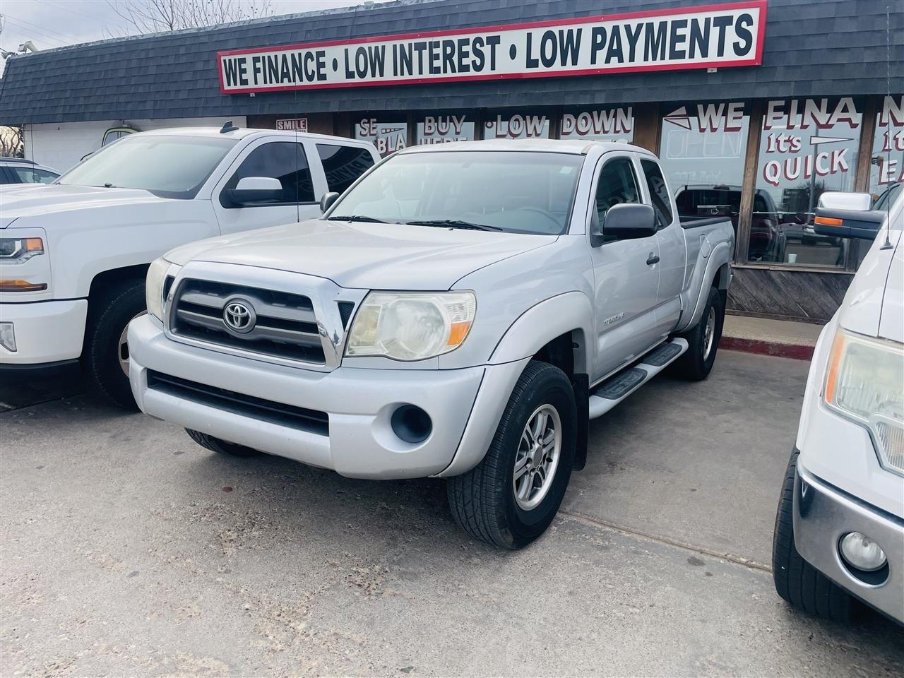 Toyota Tacoma 2WD Access I4 MT PreRunner (Natl) 2010