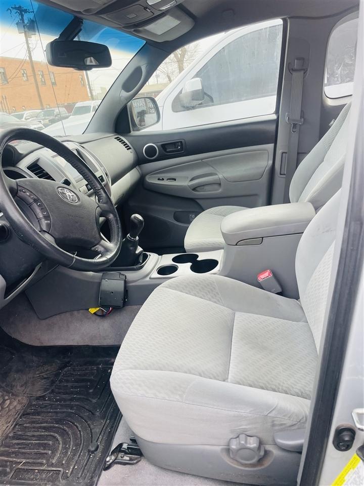 Toyota Tacoma 2WD Access I4 MT PreRunner (Natl) 2010