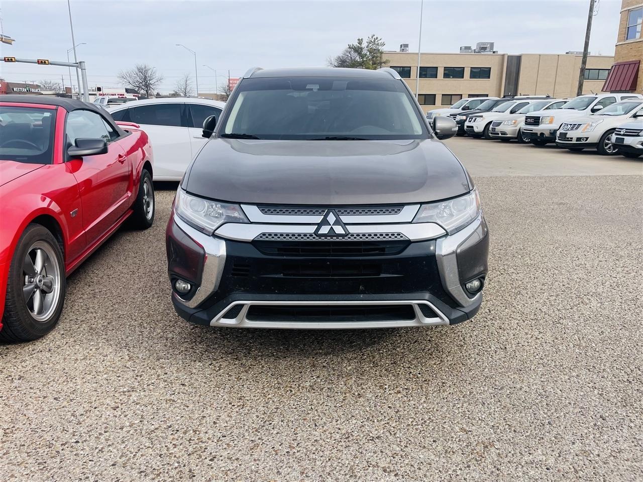 Mitsubishi Outlander SEL FWD 2020