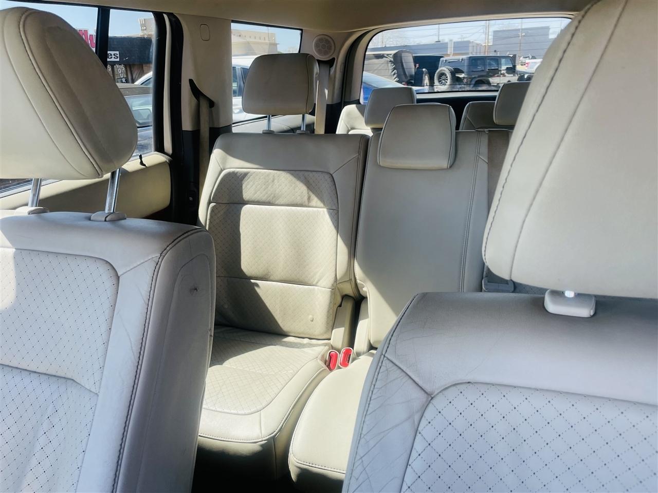 Ford Flex 4dr Titanium FWD 2011