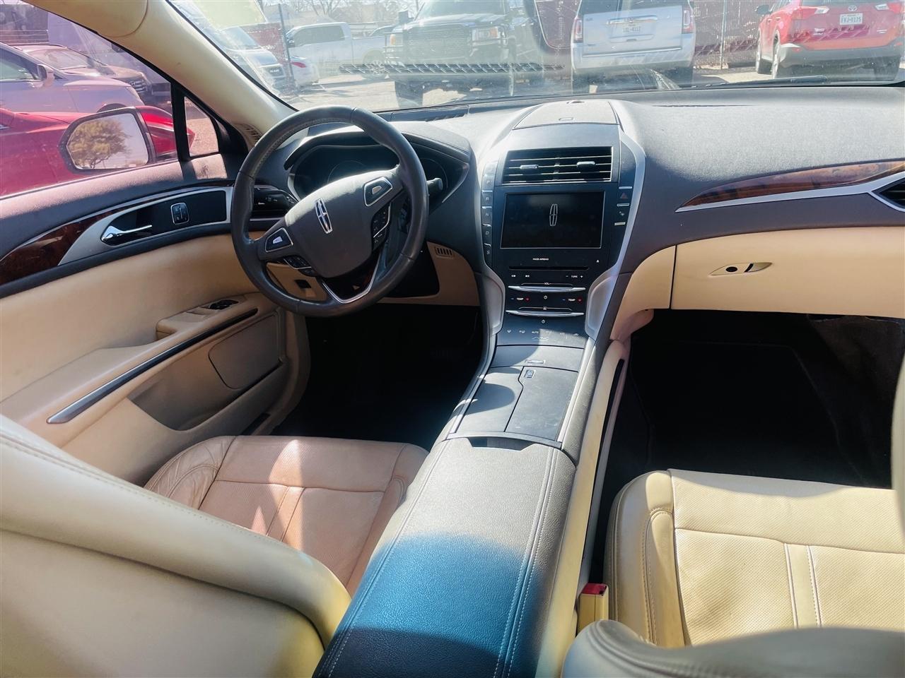 Lincoln MKZ 4dr Sdn FWD 2014