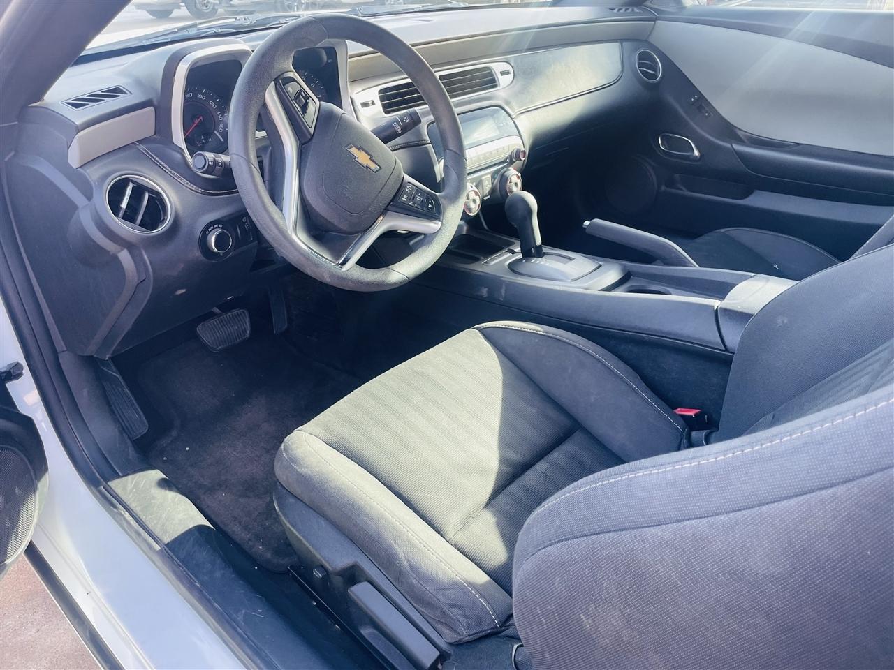 Chevrolet Camaro 2dr Cpe LS w/2LS 2013