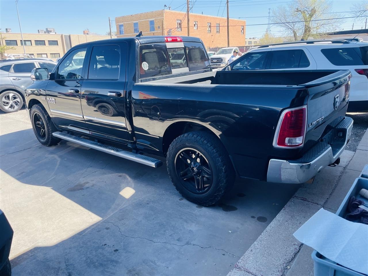 RAM 1500 4WD Crew Cab 149" Longhorn Limited 2014