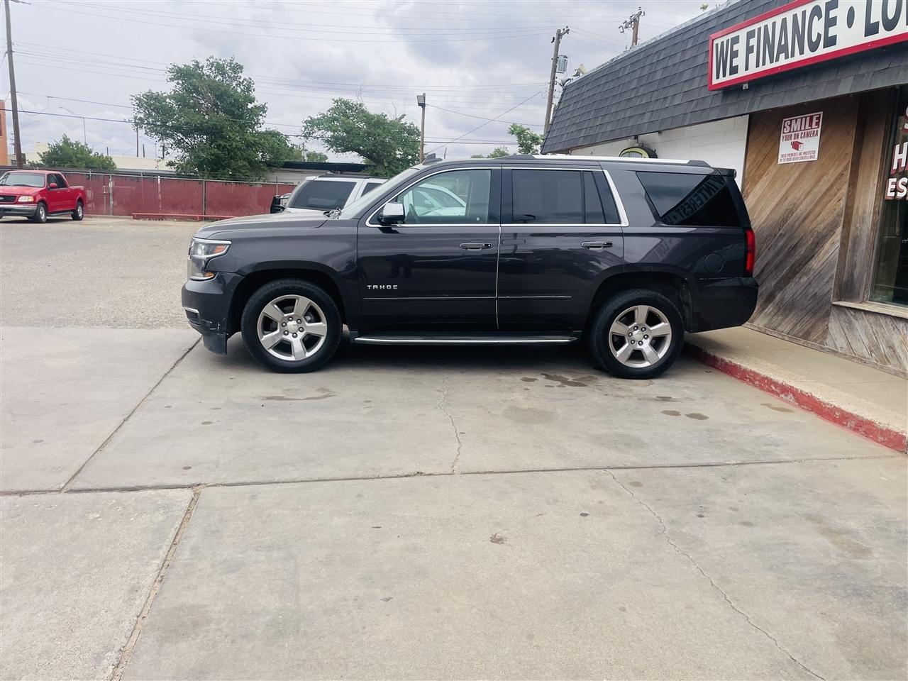 Chevrolet Tahoe 4WD 4dr Premier 2018