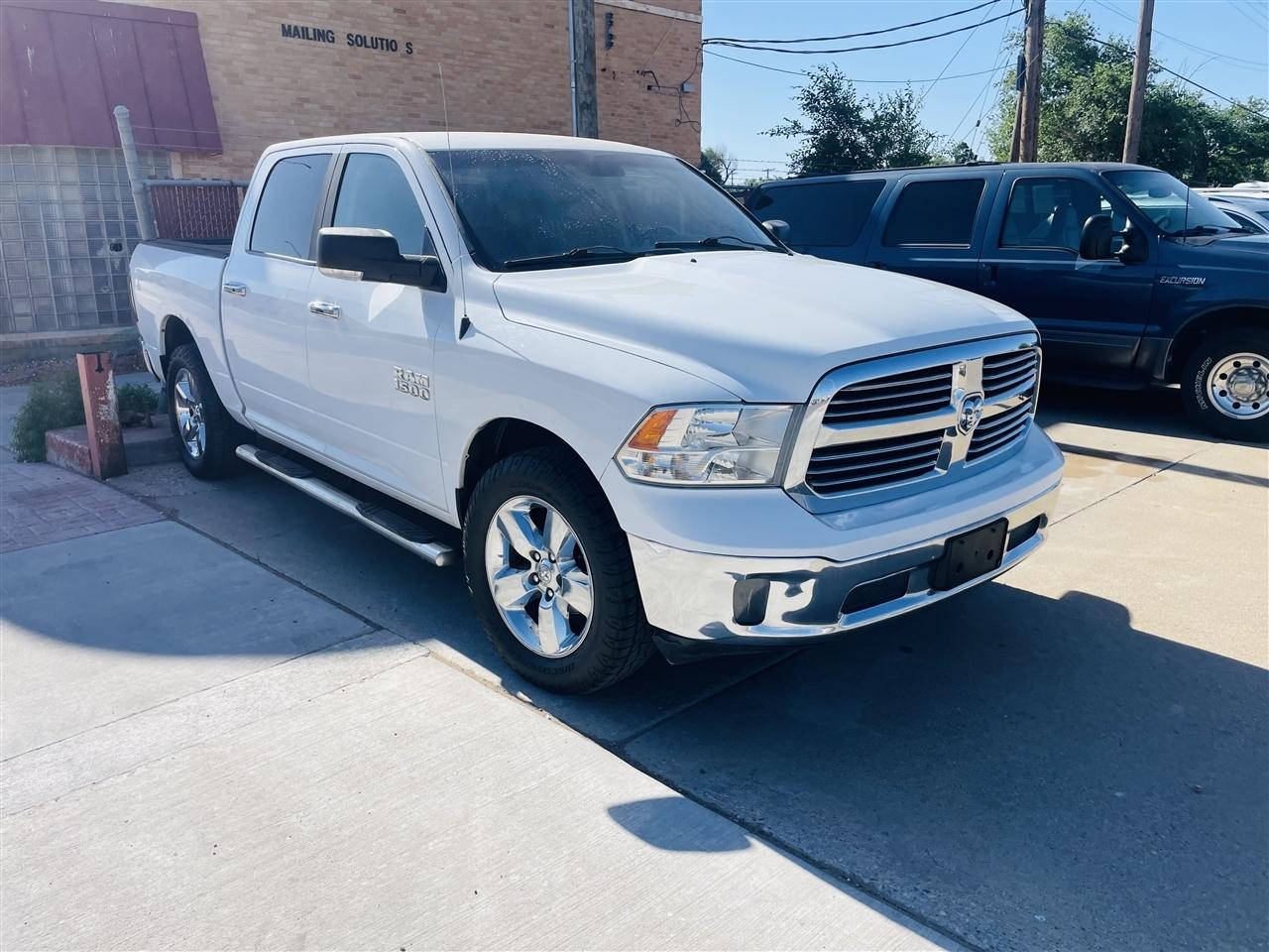 RAM 1500 4WD Crew Cab 140.5" Big Horn 2014