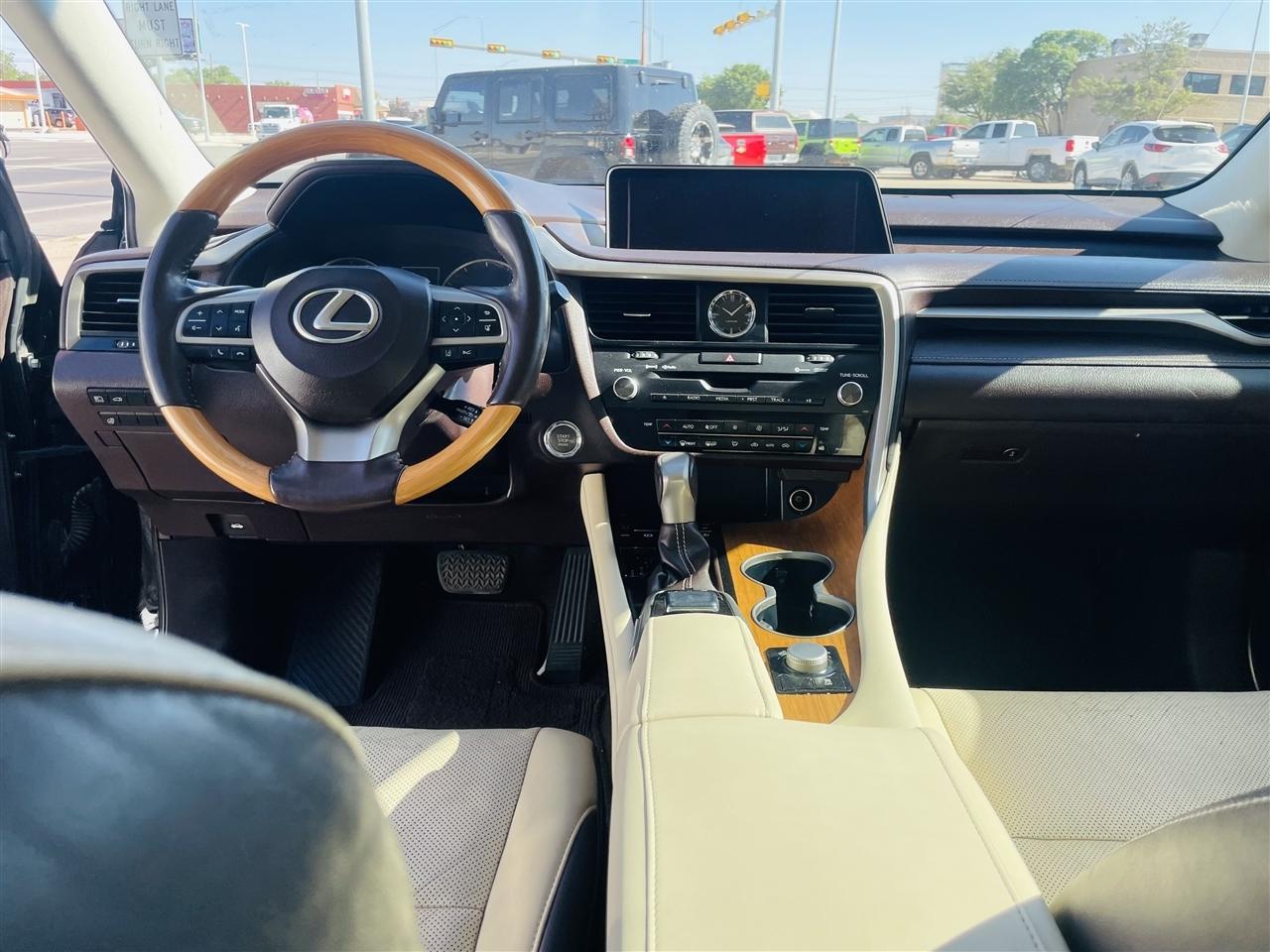 Lexus RX 350 FWD 4dr 2016