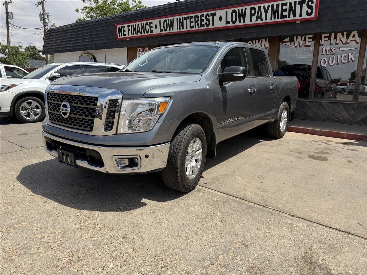 Nissan Titan 4x2 Crew Cab SV 2018