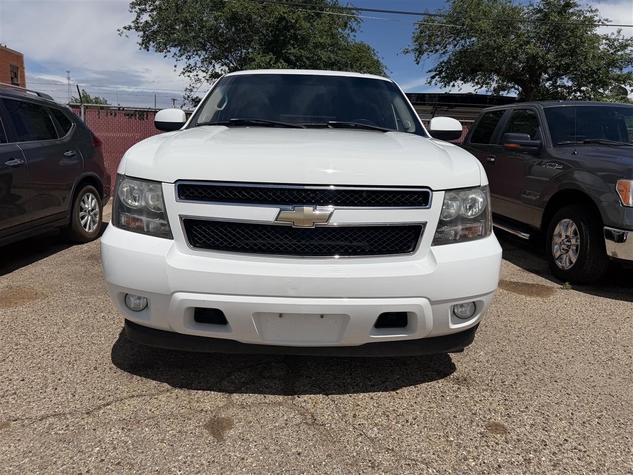 Chevrolet Suburban 2WD 4dr 1500 LT w/1LT 2008