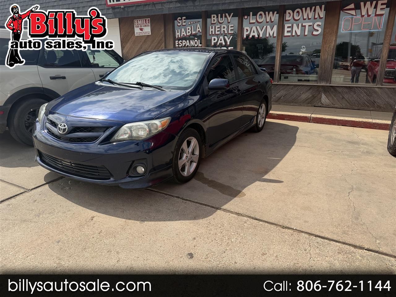 Toyota Corolla 4dr Sdn Auto LE (Natl) 2012