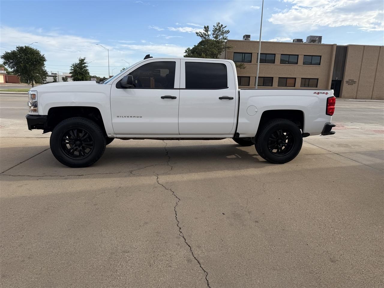 Chevrolet Silverado 1500 4WD Crew Cab 143.5" Work Truck 2017