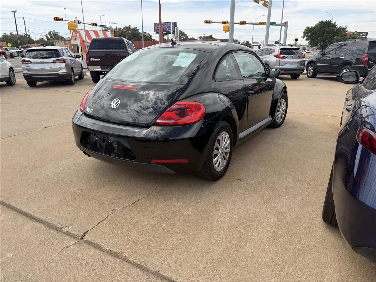 Volkswagen Beetle Coupe 2dr Auto 2.5L PZEV 2013