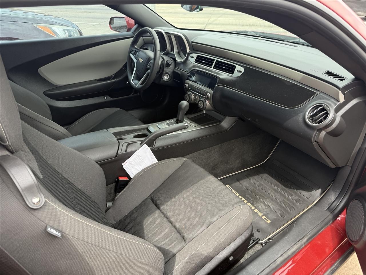 Chevrolet Camaro 2dr Cpe LS w/2LS 2015