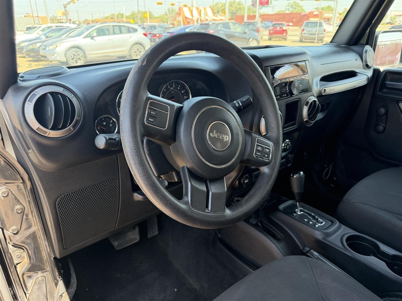 Jeep Wrangler Unlimited 4WD 4dr Sport 2016