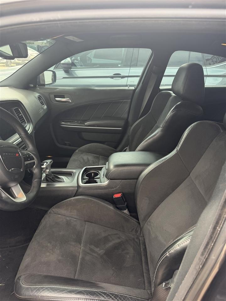 Dodge Charger SXT Plus RWD 2018