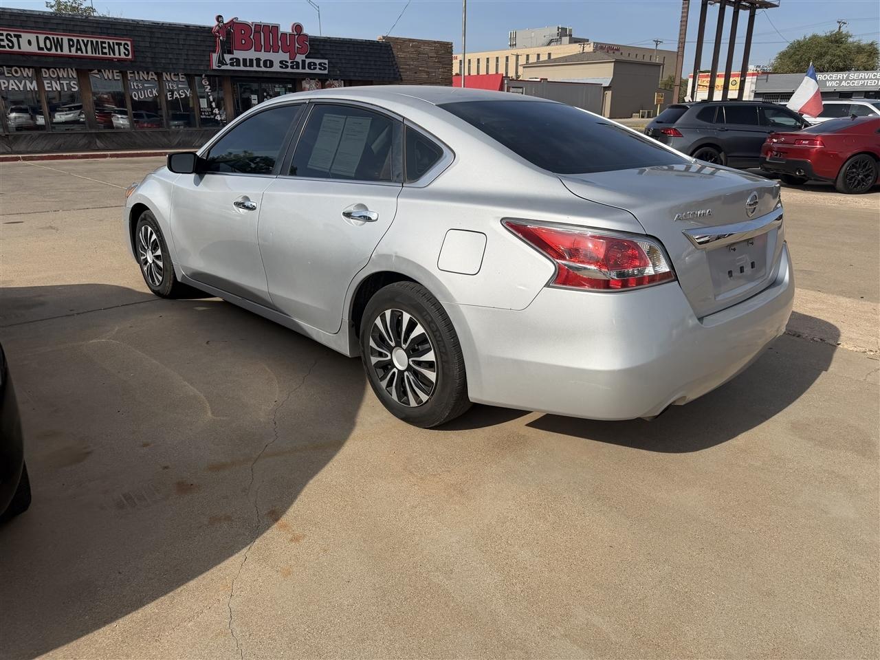 Nissan Altima 4dr Sdn I4 2.5 S 2015