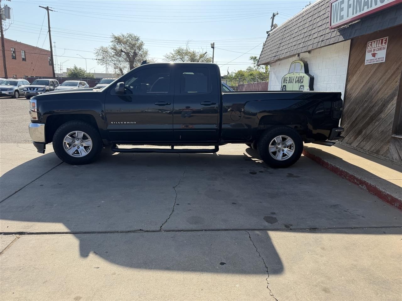 Chevrolet Silverado 1500 2WD Double Cab 143.5" LT w/1LT 2017