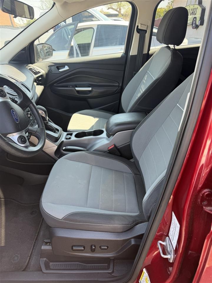 Ford Escape FWD 4dr SE 2014