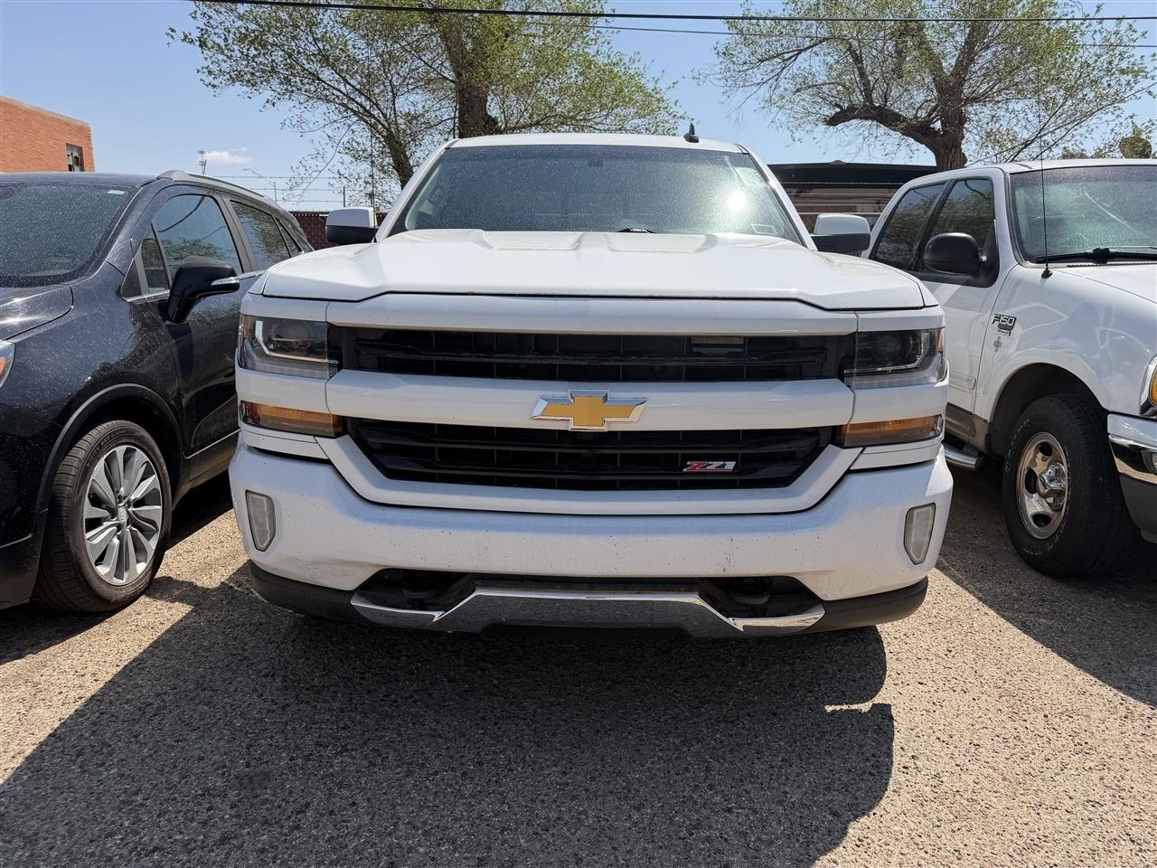 Chevrolet Silverado 1500 4WD Crew Cab 143.5" LT w/2LT 2018