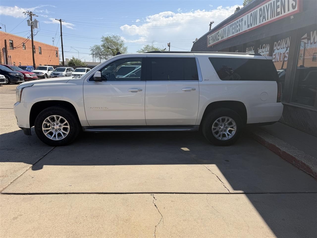 GMC Yukon XL 2WD 4dr SLT 2015
