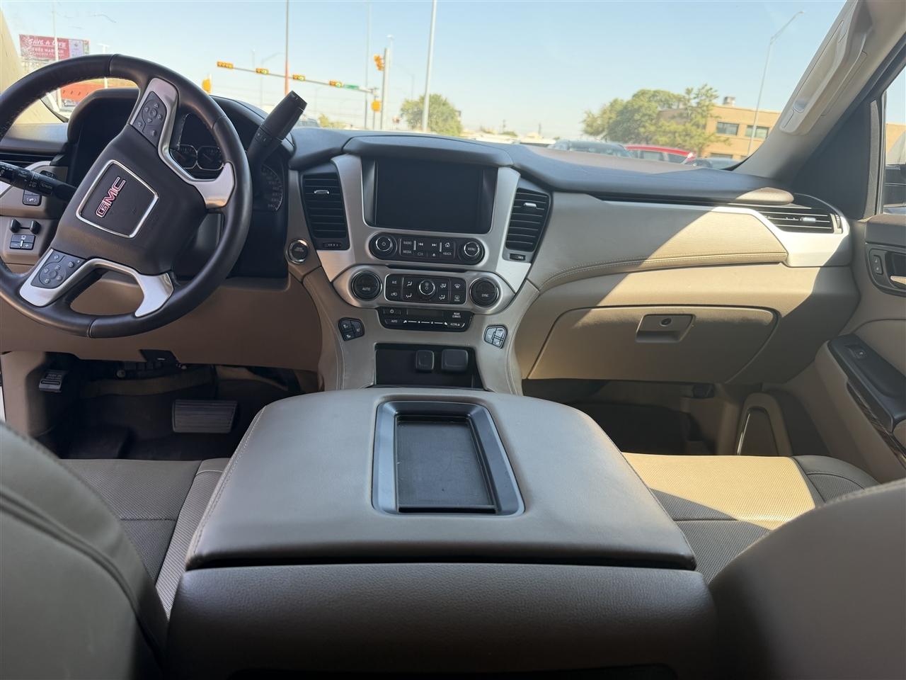 GMC Yukon XL 2WD 4dr SLT 2015