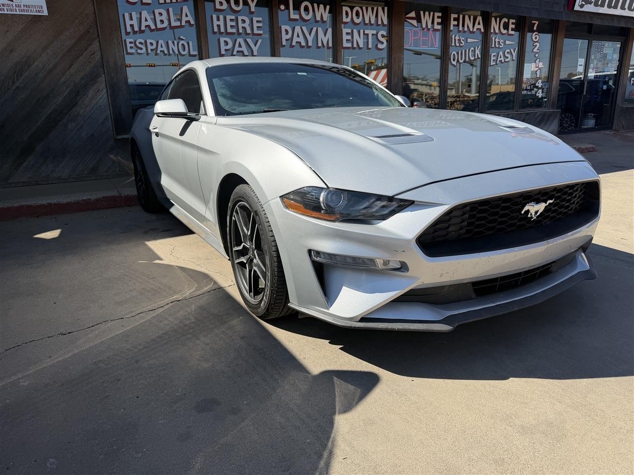 Ford Mustang EcoBoost Fastback 2018