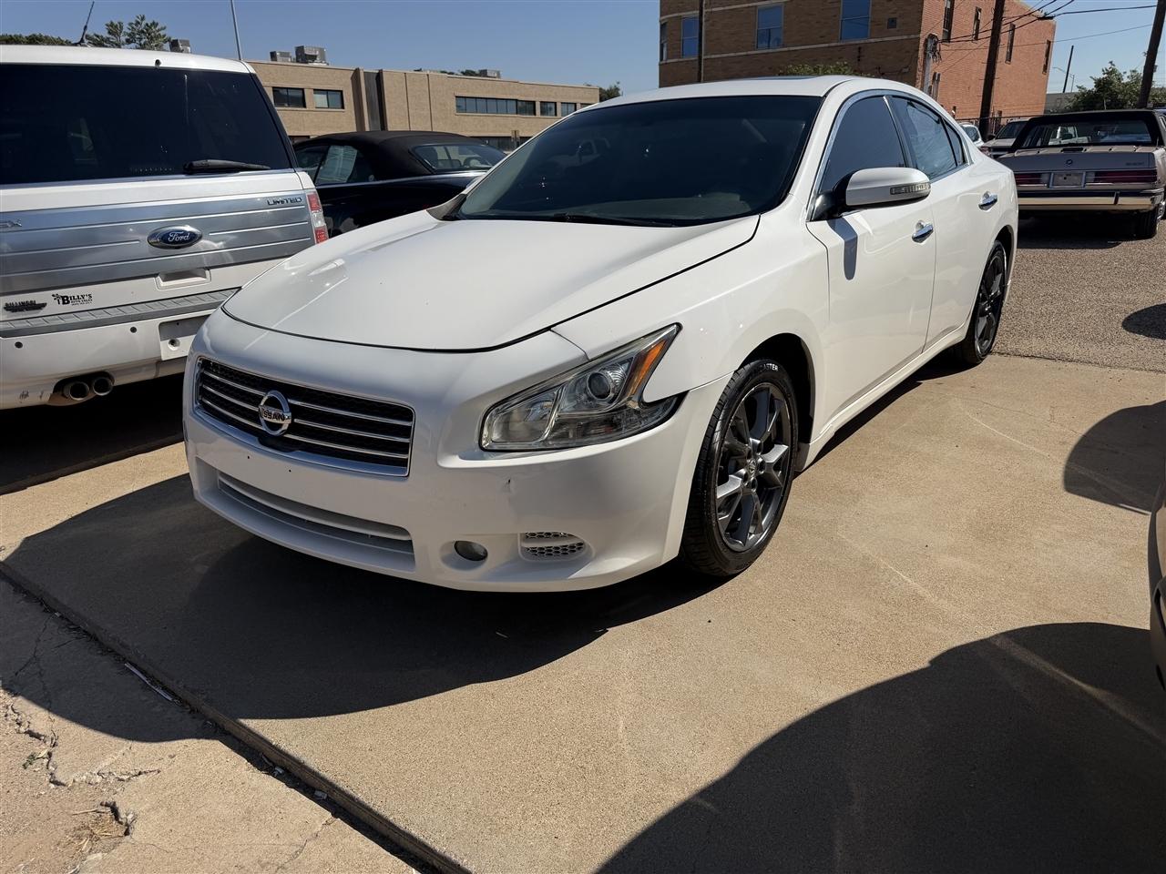 Nissan Maxima 4dr Sdn V6 CVT 3.5 S w/Limited Edition Pkg 2012