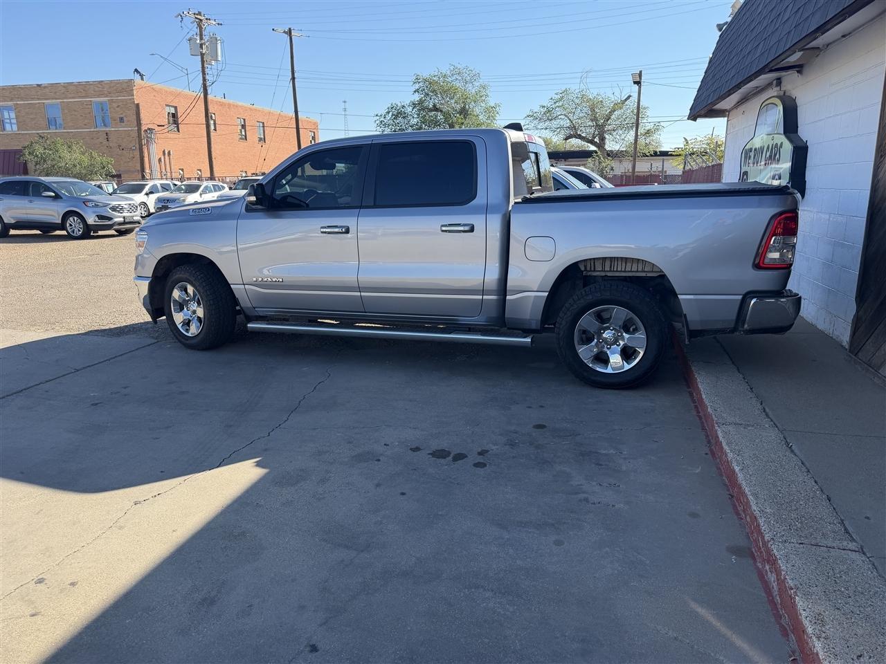 RAM 1500 Lone Star 4x2 Crew Cab 5'7" Box 2020