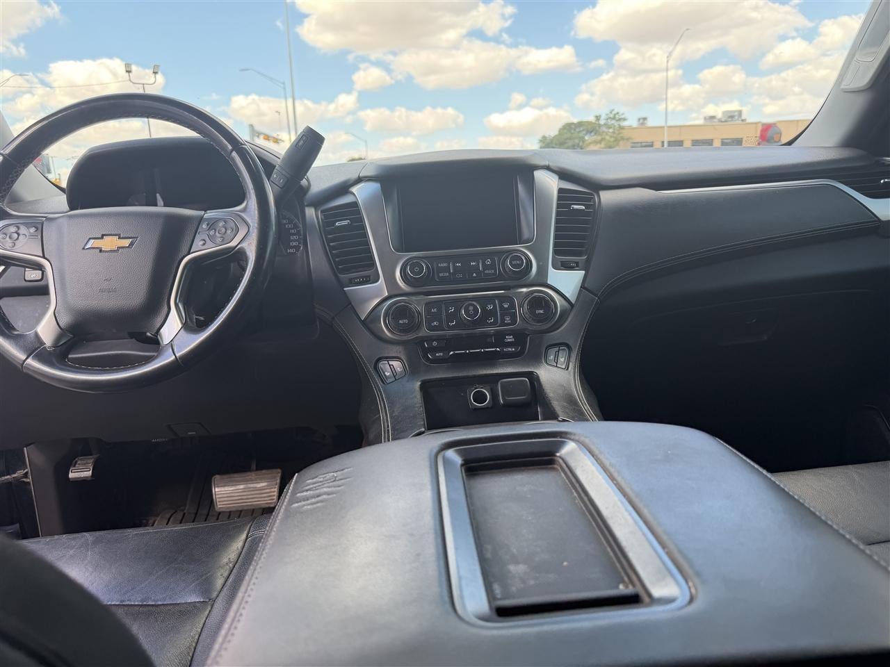 Chevrolet Tahoe 4WD 4dr LT 2017