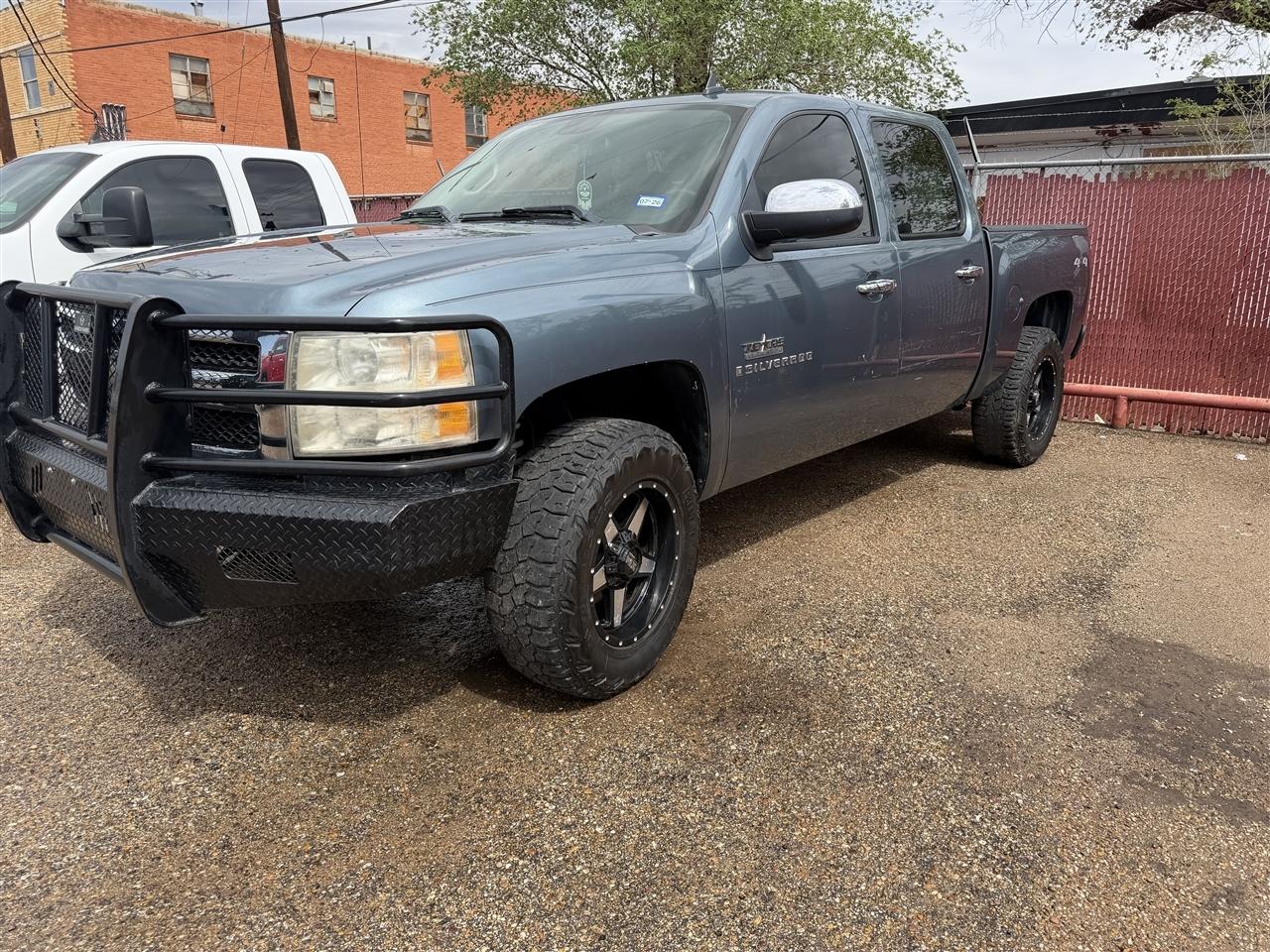 Chevrolet Silverado 1500 4WD Crew Cab 143.5" LT 2009