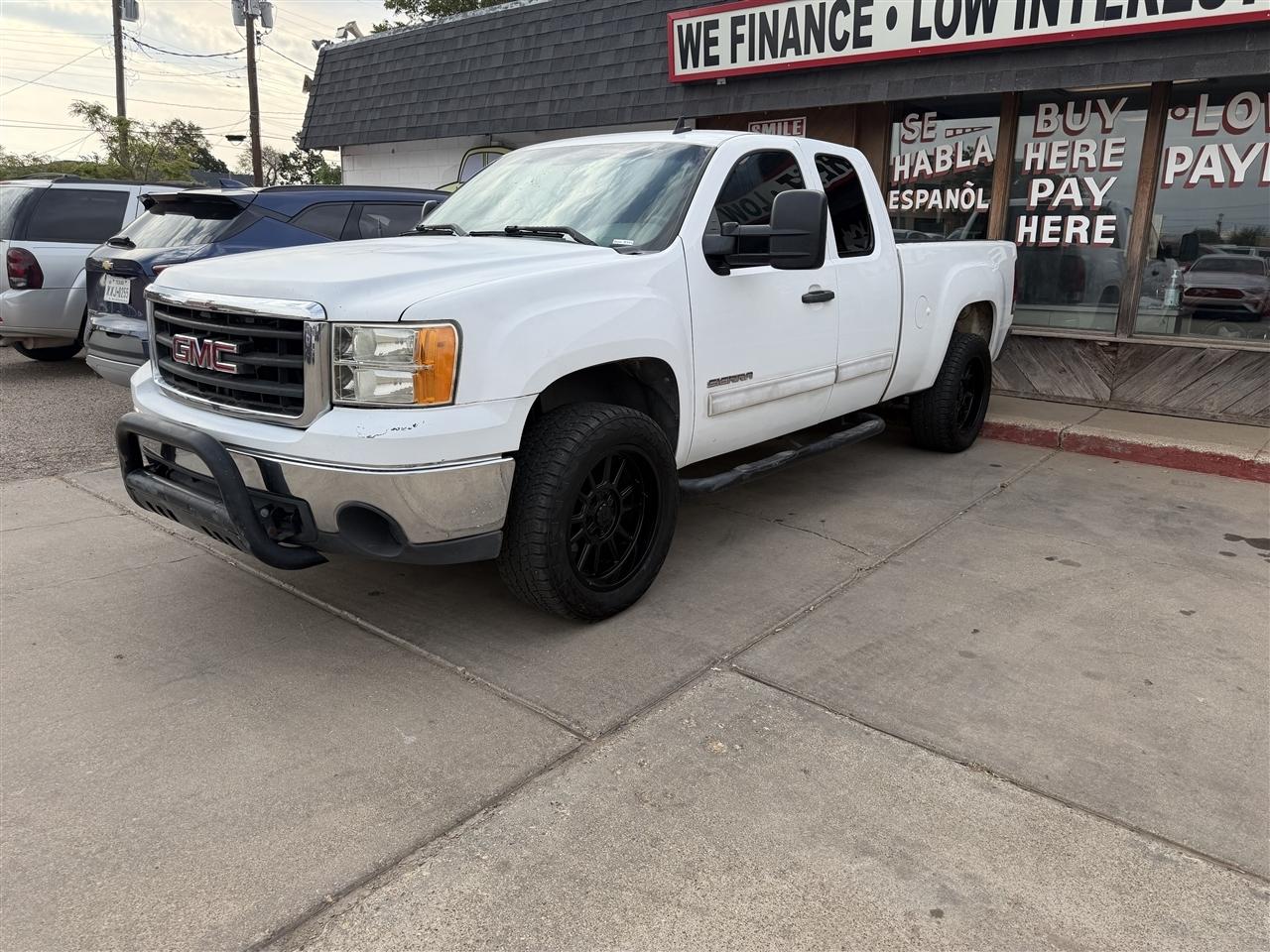 GMC Sierra 1500 2WD Ext Cab 143.5" SL 2011