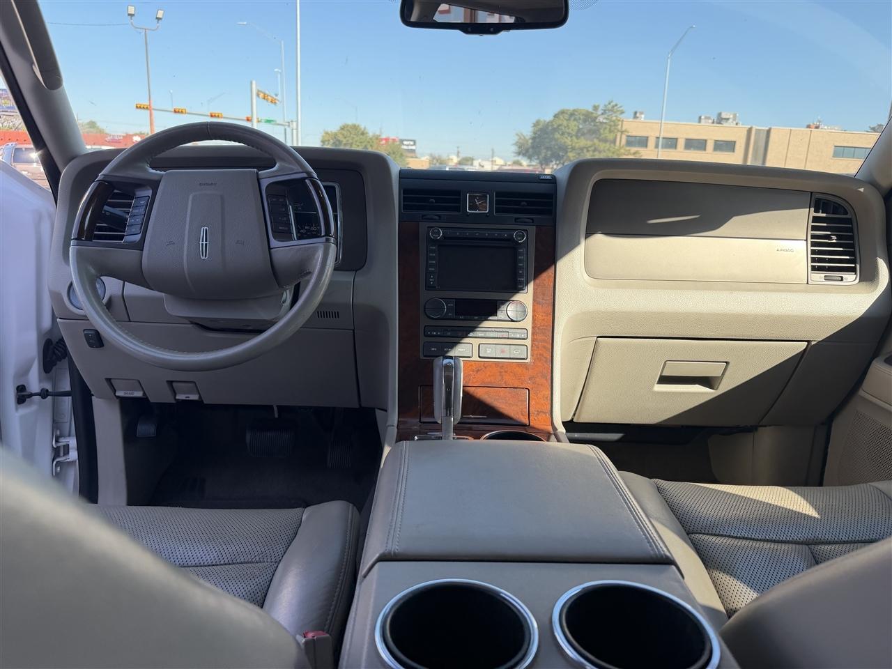 Lincoln Navigator 2WD 4dr 2013