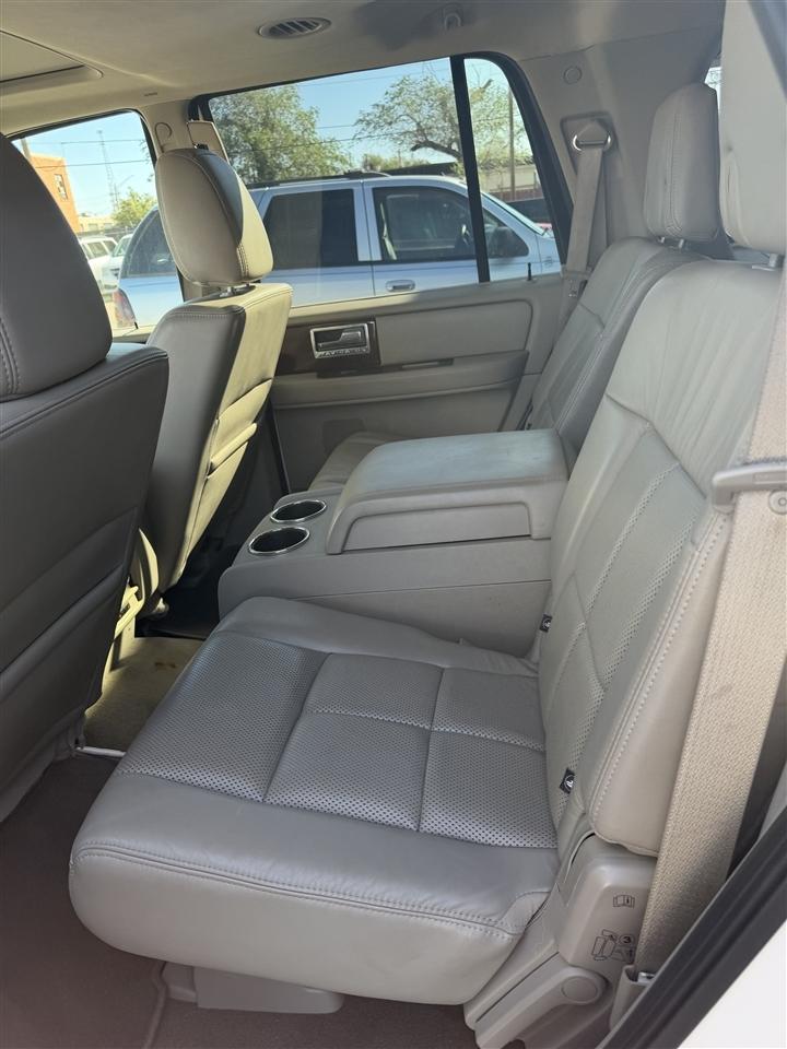 Lincoln Navigator 2WD 4dr 2013