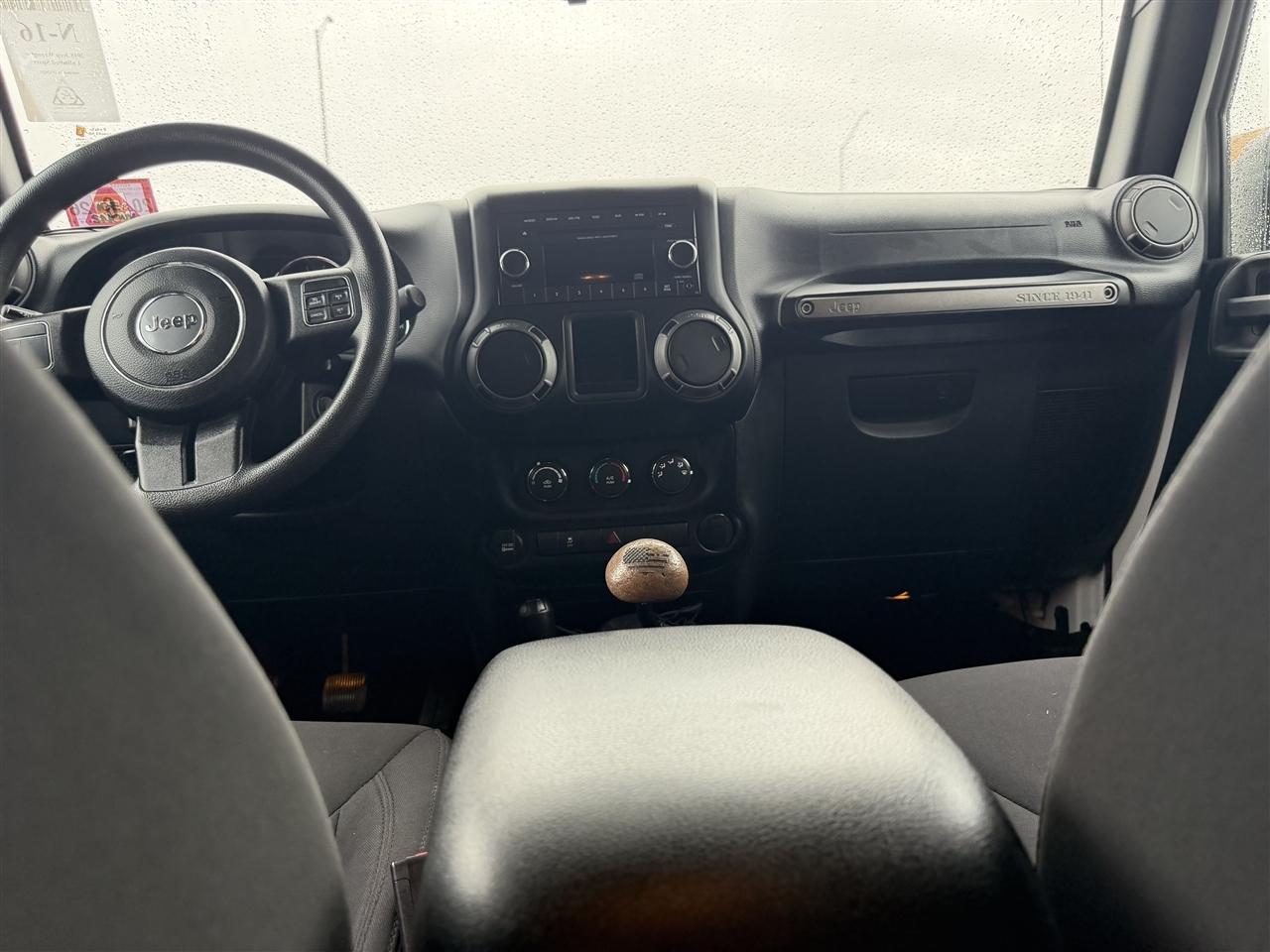 Jeep Wrangler Unlimited 4WD 4dr Sport 2015