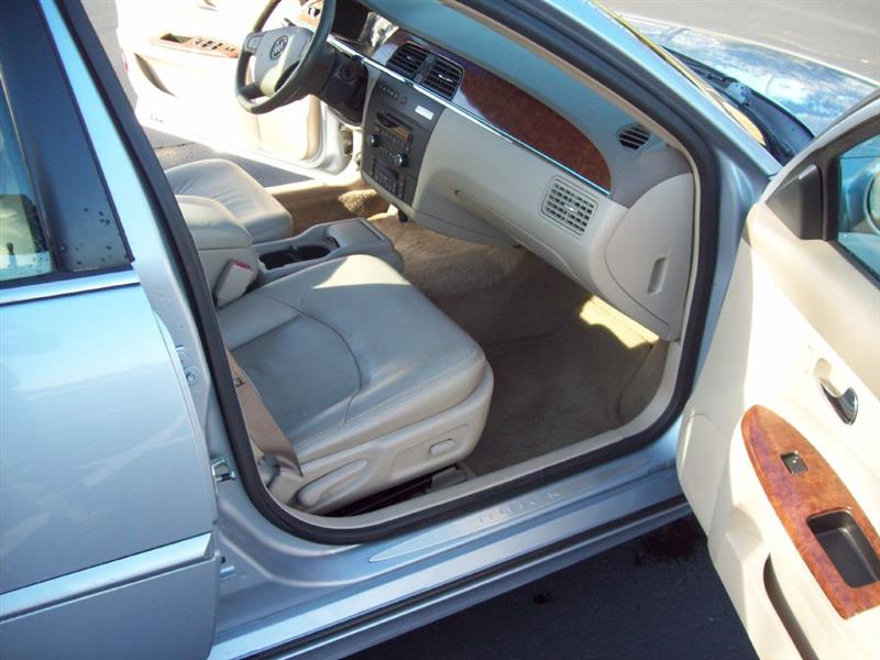 Buick LaCrosse CXL 2005
