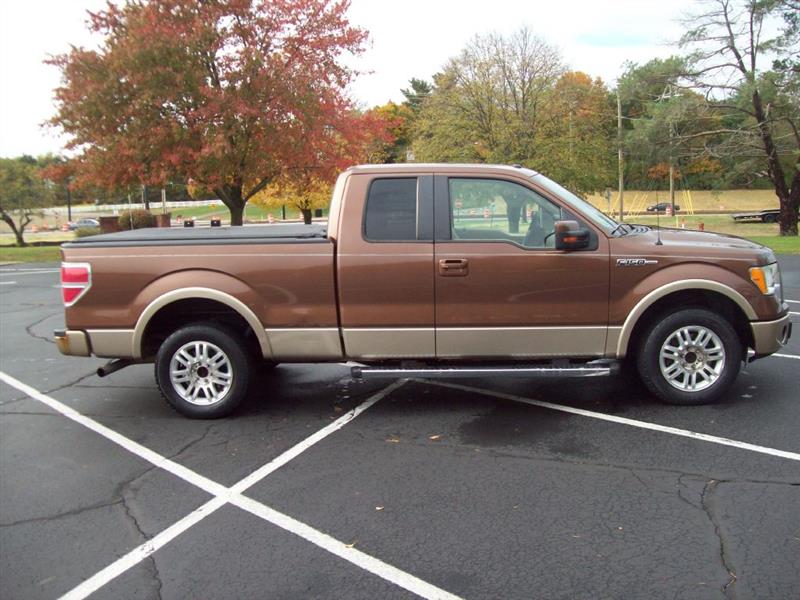 Ford F-150 XL SuperCab 8-ft. Bed 2WD 2011 Ford F-150 XL SuperCab 8-ft. Bed 2WD 2011