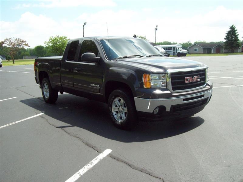 GMC Sierra 1500 SLE Ext. Cab 4WD 2011